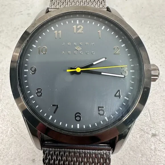 Joseph Abboud Watch Mens 43mm Round Gray Mesh Band Quartz Classic New Battery - Picture 4 of 11